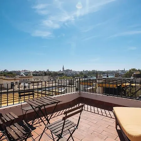 Amazing Penthouse In Triana With Jacuzzi Centro Sevilla